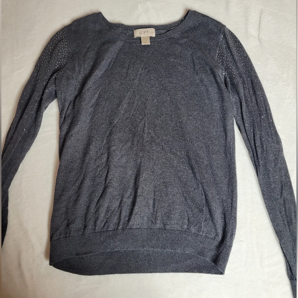 Fancy long-sleeve - Picture 1 of 6